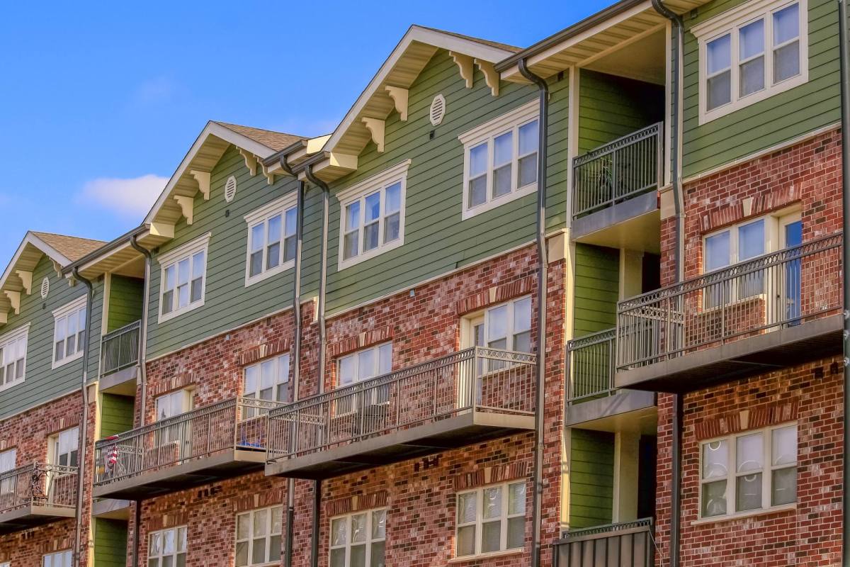 Why Smart Investors Are Rushing Back To Multifamily